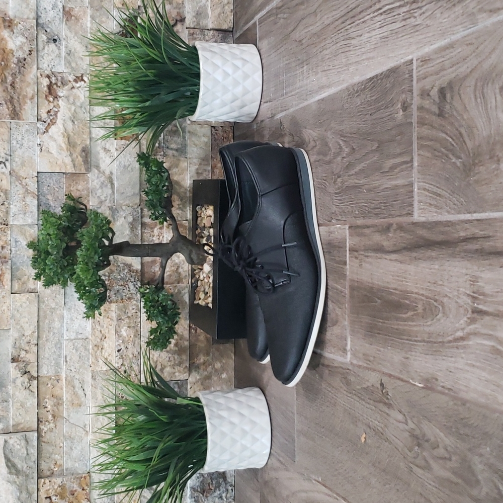Calvin Klein Casual Dress Shoe